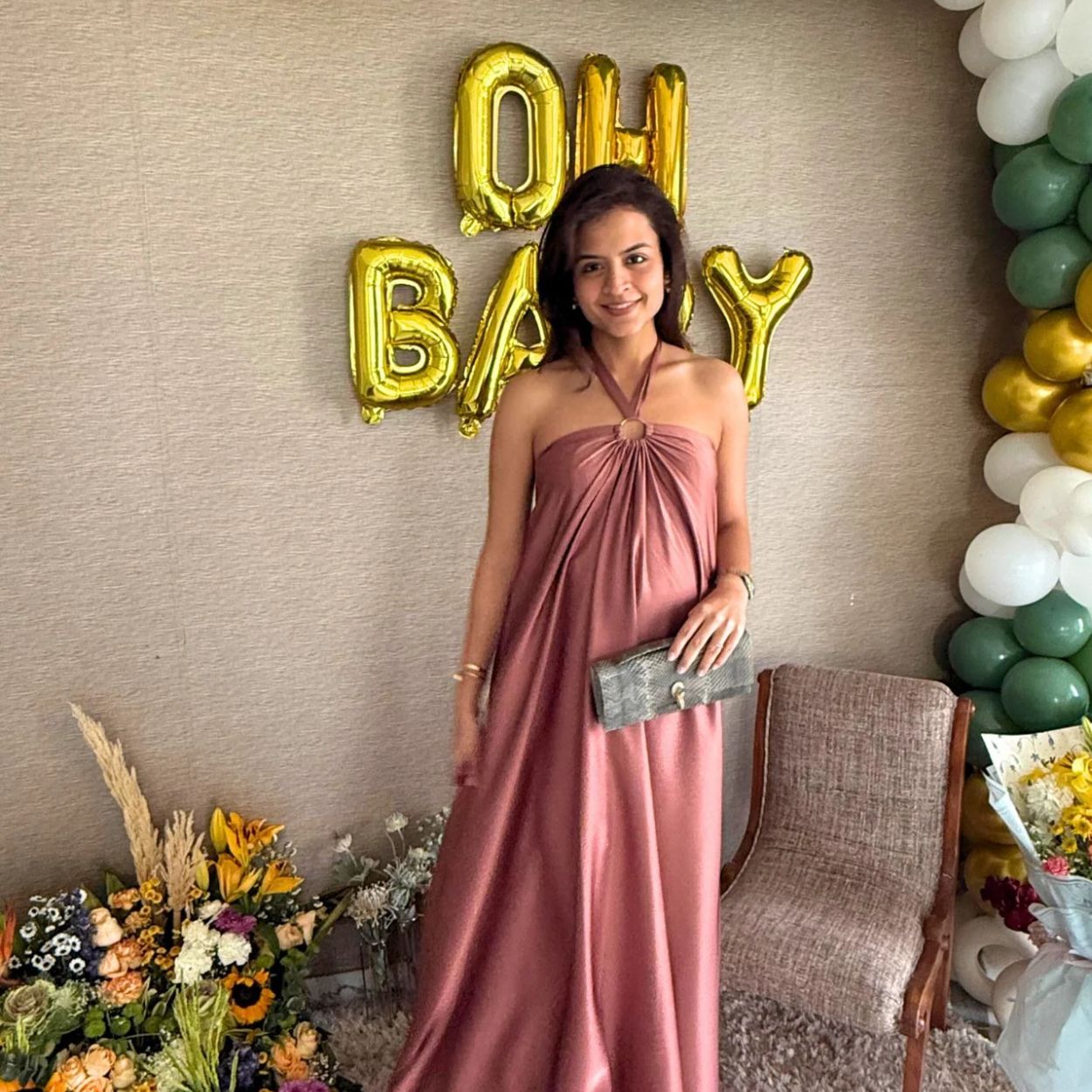 Buy Baby Shower Dresses & Maternity Party Wear Online | Momzjoy MOMZJOY.COM Buy Baby Shower Dresses & Maternity Party Wear Online | Momzjoy MOMZJOY.COM