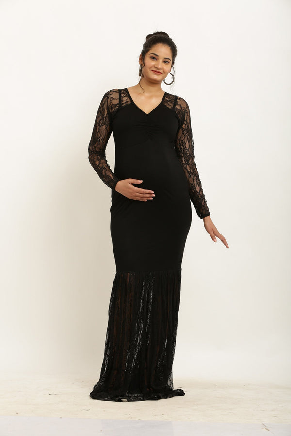 Exclusive Black Elegant Embroidered Lace Maternity Photoshoot Gown MOMZJOY.COM