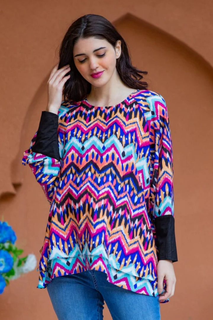 Free Size Rainbow Zig-Zag Maternity Poncho momzjoy.com