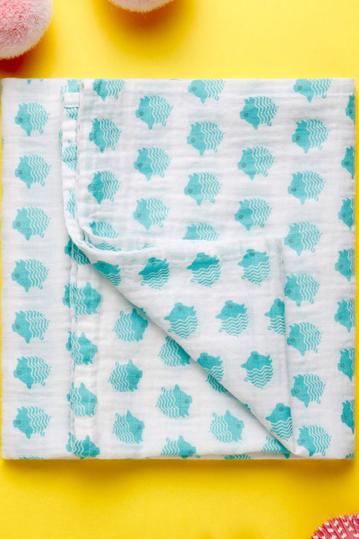 Little Piggy - Muslin Swaddle MOMZJOY.COM