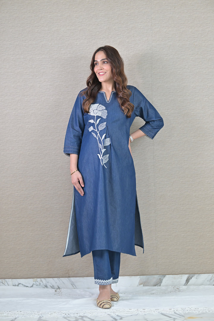 Graceful Denim Maternity Kurta Set (2 pc) (100% Cotton) momzjoy.com