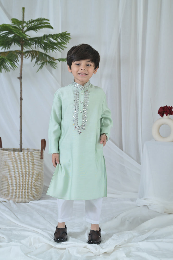 Luxe Green Embroidered Kurta Set (2pc) (0-12 Yrs) MOMZJOY.COM