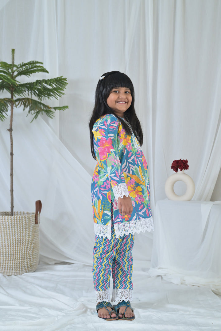 Blue Flower Pop Kurta Set (2pc) (0-12 Yrs) MOMZJOY.COM