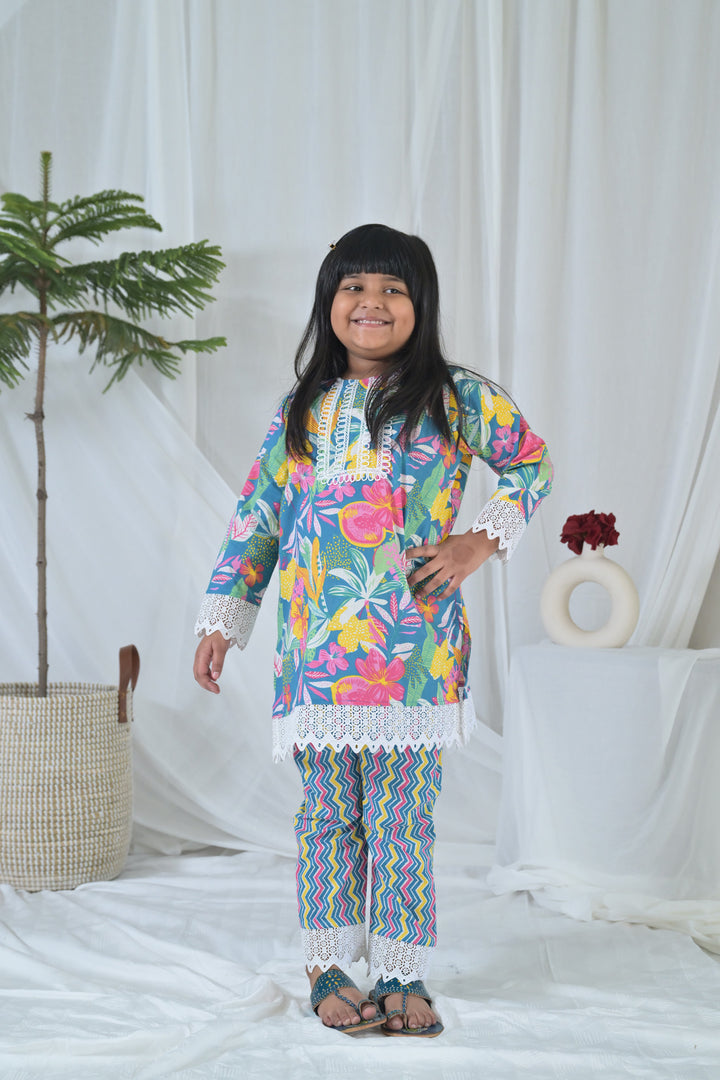 Blue Flower Pop Kurta Set (2pc) (0-12 Yrs) MOMZJOY.COM