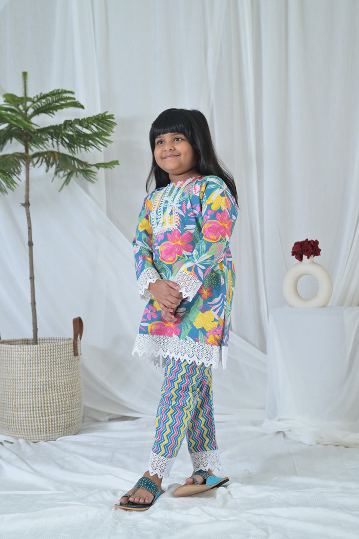 Blue Flower Pop Kurta Set (2pc) (0-12 Yrs) MOMZJOY.COM