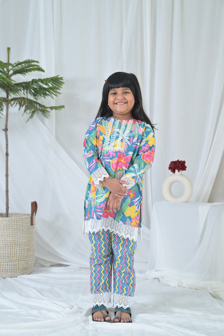 Blue Flower Pop Kurta Set (2pc) (0-12 Yrs) MOMZJOY.COM