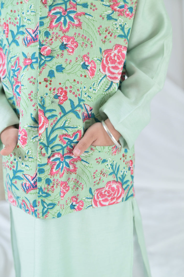 Luxe Pink Green Embroidered Kurta Set (3pc) (0-12 Yrs) MOMZJOY.COM