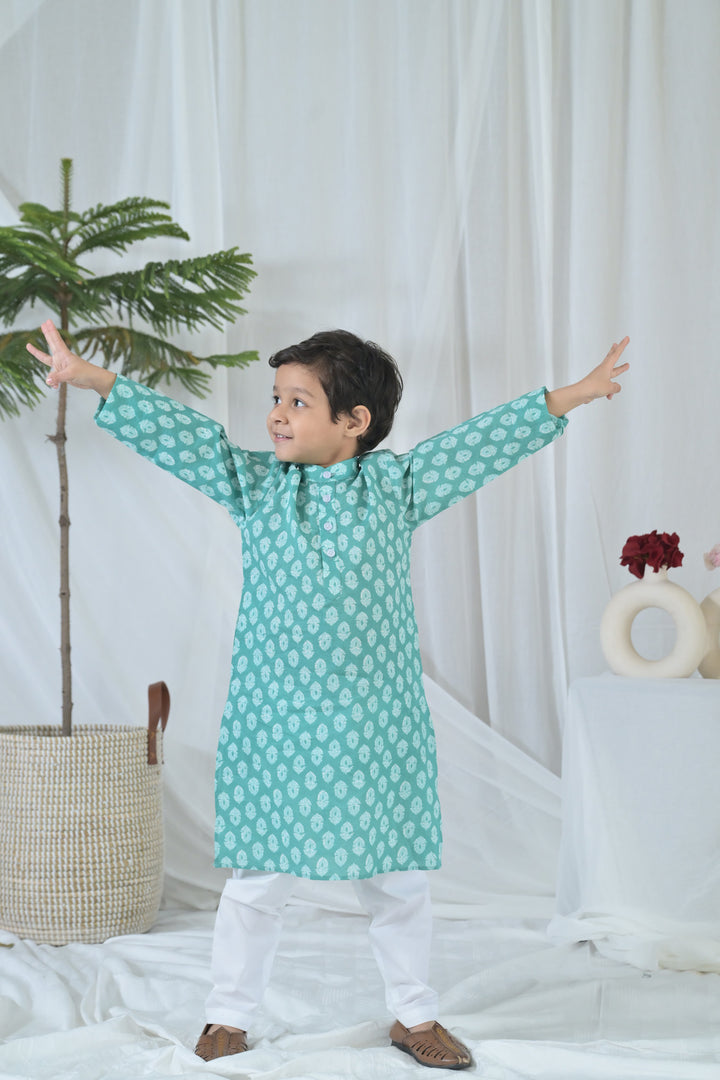 Cheerful Mint Floral Kurta Set (2pc) (0-12 Yrs) MOMZJOY.COM