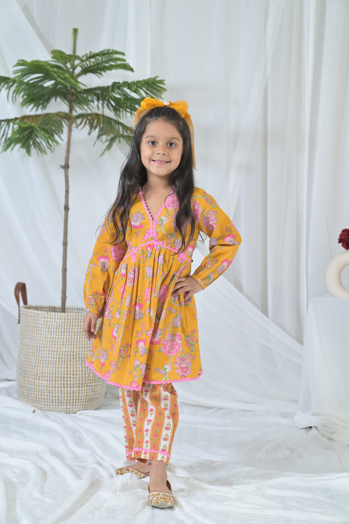 Jolly Mustard Kurta Set (2pc) (0-12 Yrs) MOMZJOY.COM