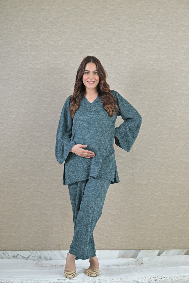 Cozy Green Maternity Stretchable Winter Coord Set (2 pc) momzjoy.com