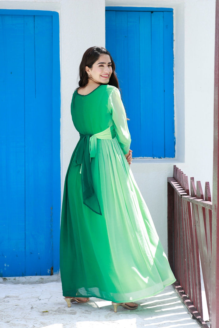 Graceful Emerald Green Maternity Knot Dress MOMZJOY.COM