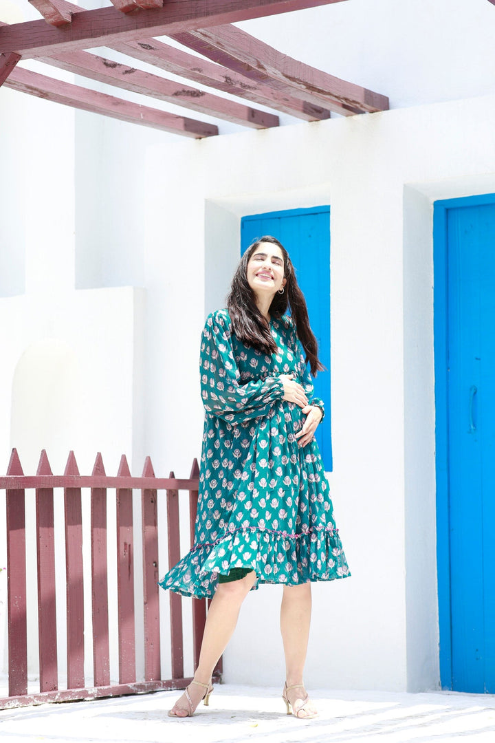 Breezy Emerald Floral Maternity Knee Frill Dress momzjoy.com