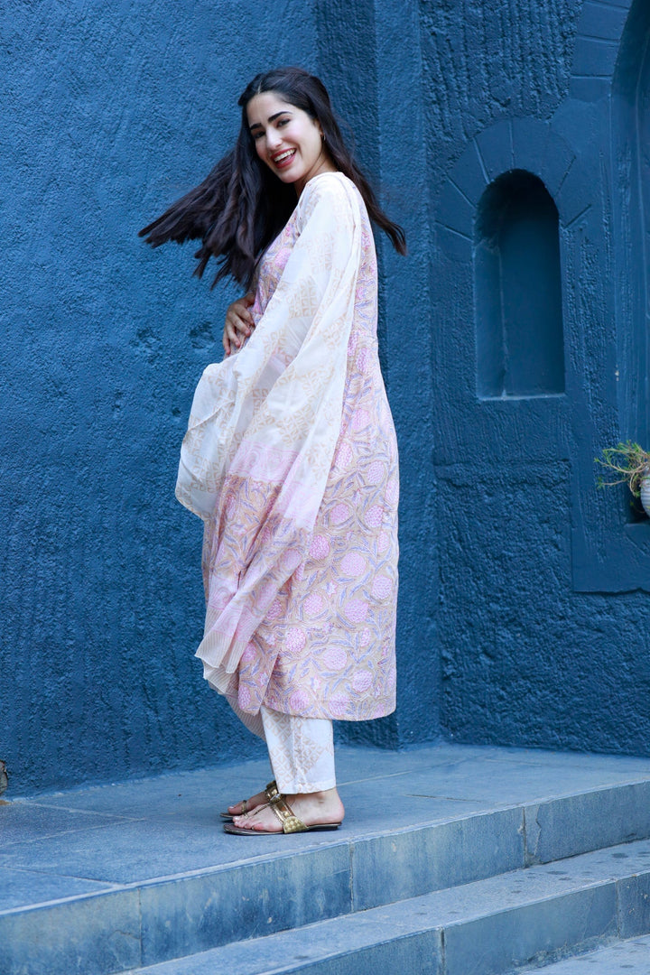 Blushing Pink Maternity & Nursing Kurta + Bump Band Bottom + Dupatta (3 Pc) (100% Cotton) momzjoy.com