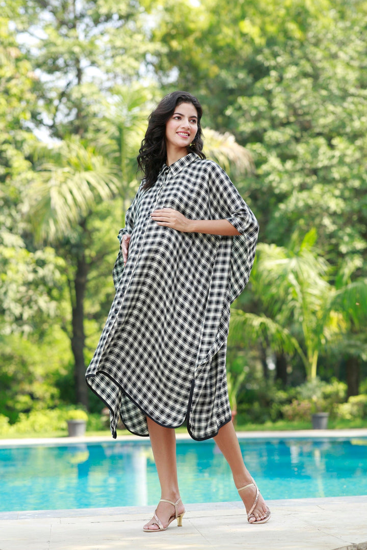 Forever Black & White Plaid Maternity & Nursing Kaftan Shirt Dress MOMZJOY.COM