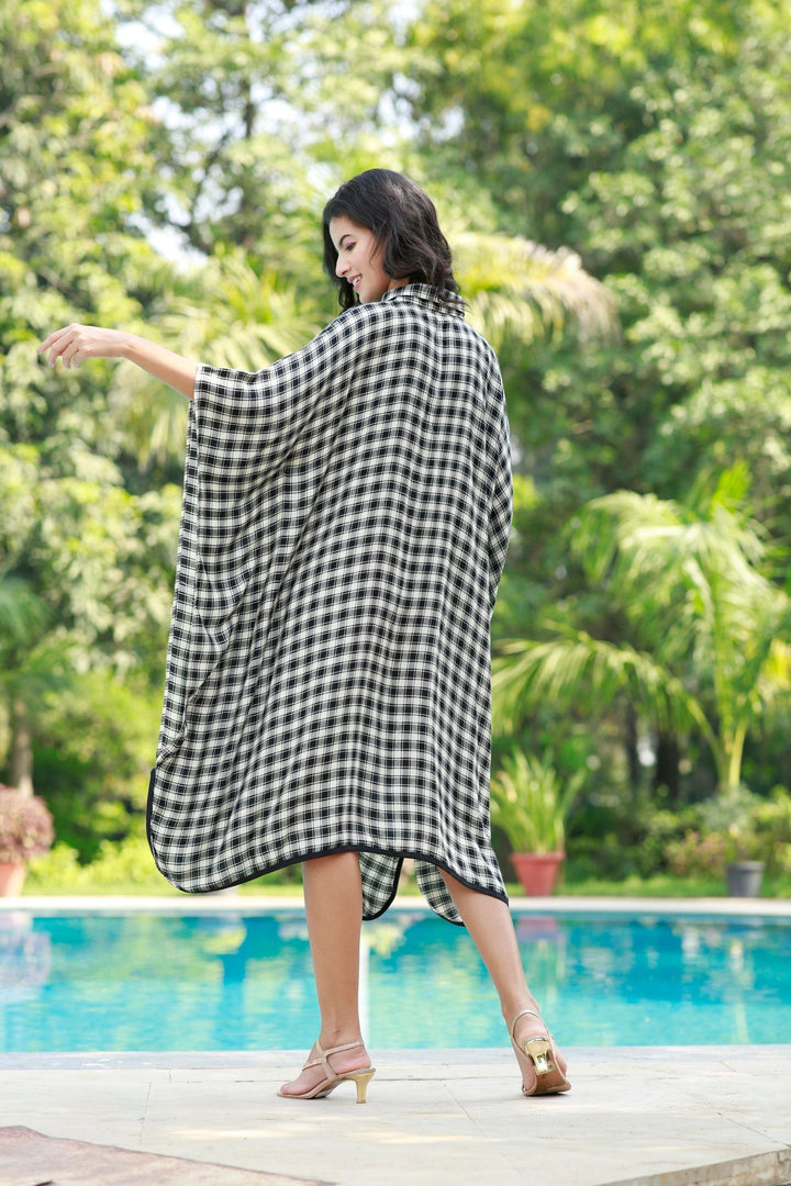 Forever Black & White Plaid Maternity & Nursing Kaftan Shirt Dress MOMZJOY.COM