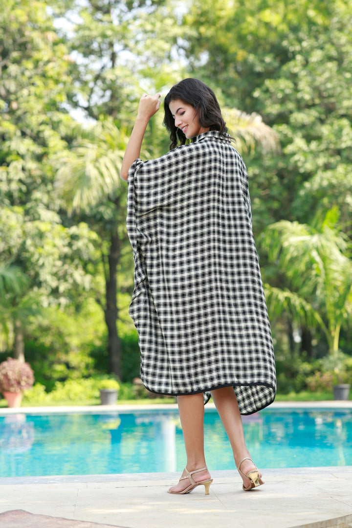 Forever Black & White Plaid Maternity & Nursing Kaftan Shirt Dress MOMZJOY.COM