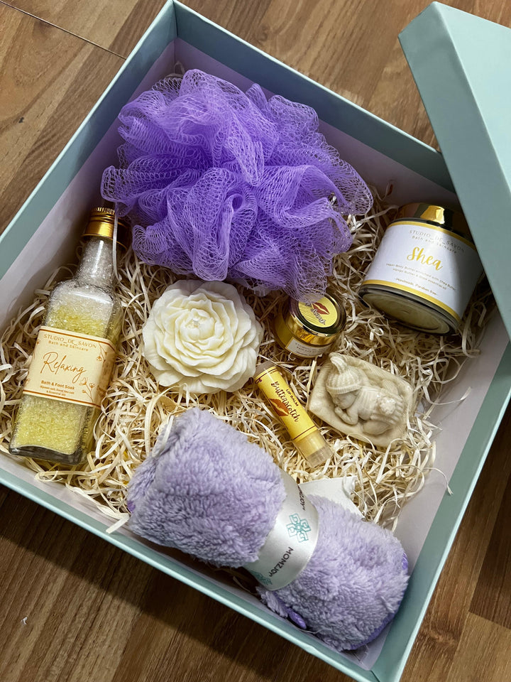 Mom-To-Be Pamper Gift Box MOMZJOY.COM