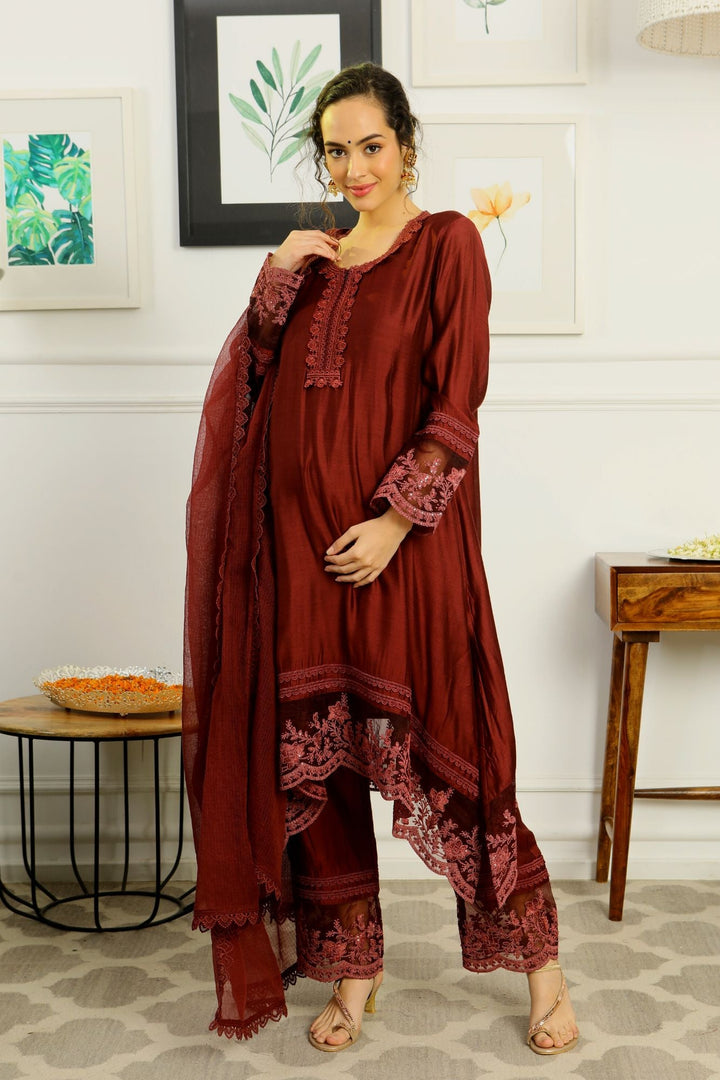 Luxe Classy Chanderi Coco Maternity & Nursing Kurta + Bump Band Bottom + Dupatta (3 Pc) momzjoy.com