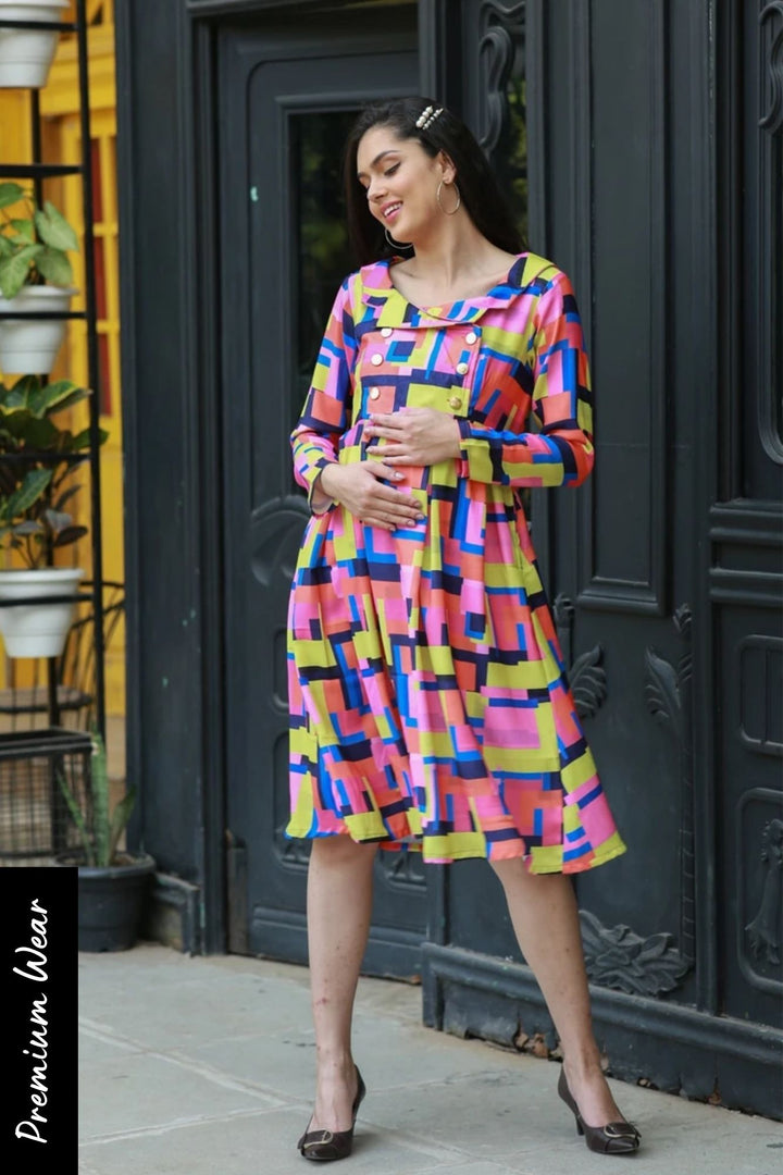 Premium Bubblegum Abstract Chic Collared Maternity Dress momzjoy.com