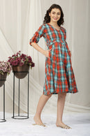 Apricot Maternity & Nursing Check Dress MOMZJOY.COM