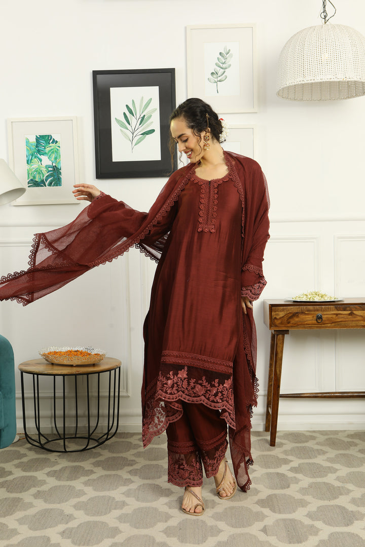 Luxe Classy Chanderi Coco Maternity & Nursing Kurta + Bump Band Bottom + Dupatta (3 Pc) momzjoy.com