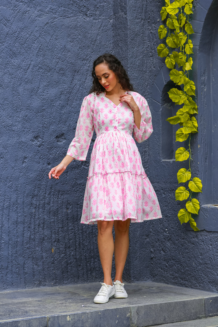 Chic Daisy Pink Maternity & Nursing Dress MOMZJOY.COM