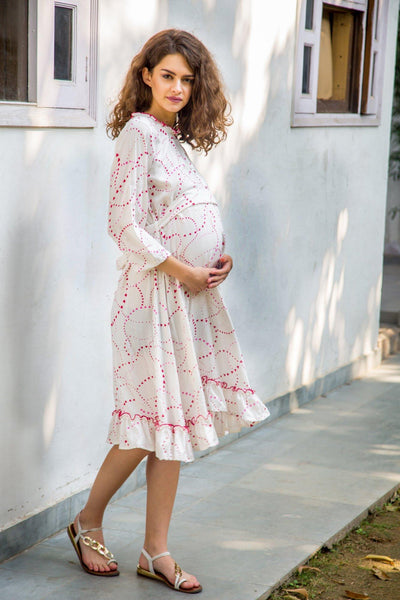 Sober White Maternity & Nursing Dress momzjoy.com