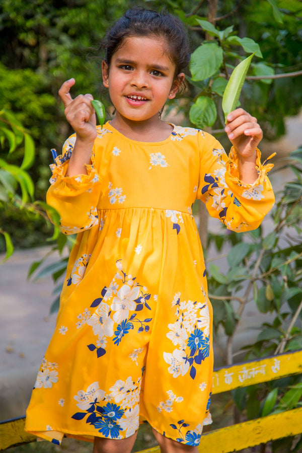 Hello Yellow Back Tie Crepe Dress (1 yr to 8 years) MOMZJOY.COM