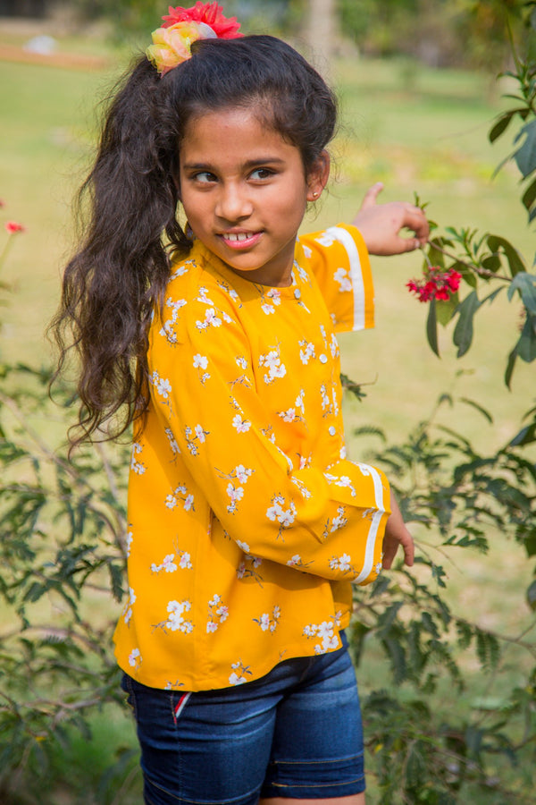 Sunny  Floral Front Button Top (1 yr to 8 years) - MOMZJOY.COM