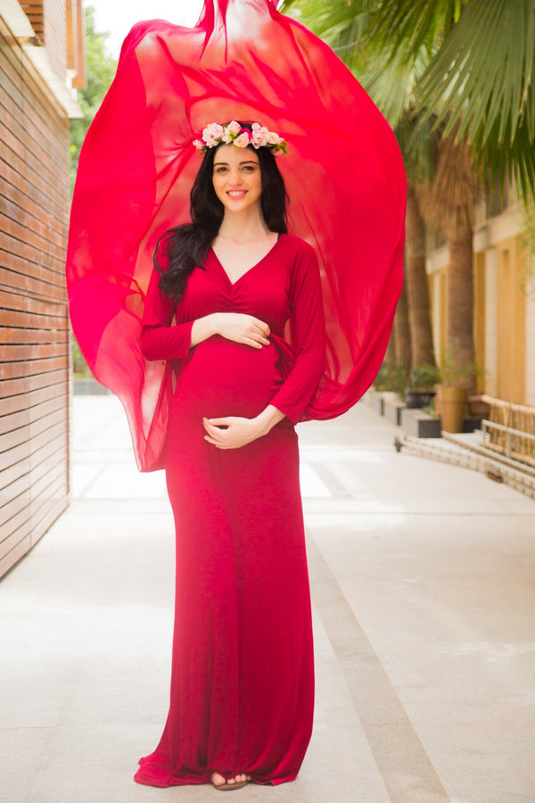 Exclusive Cherry Red Trail Maternity Photoshoot Gown MOMZJOY.COM