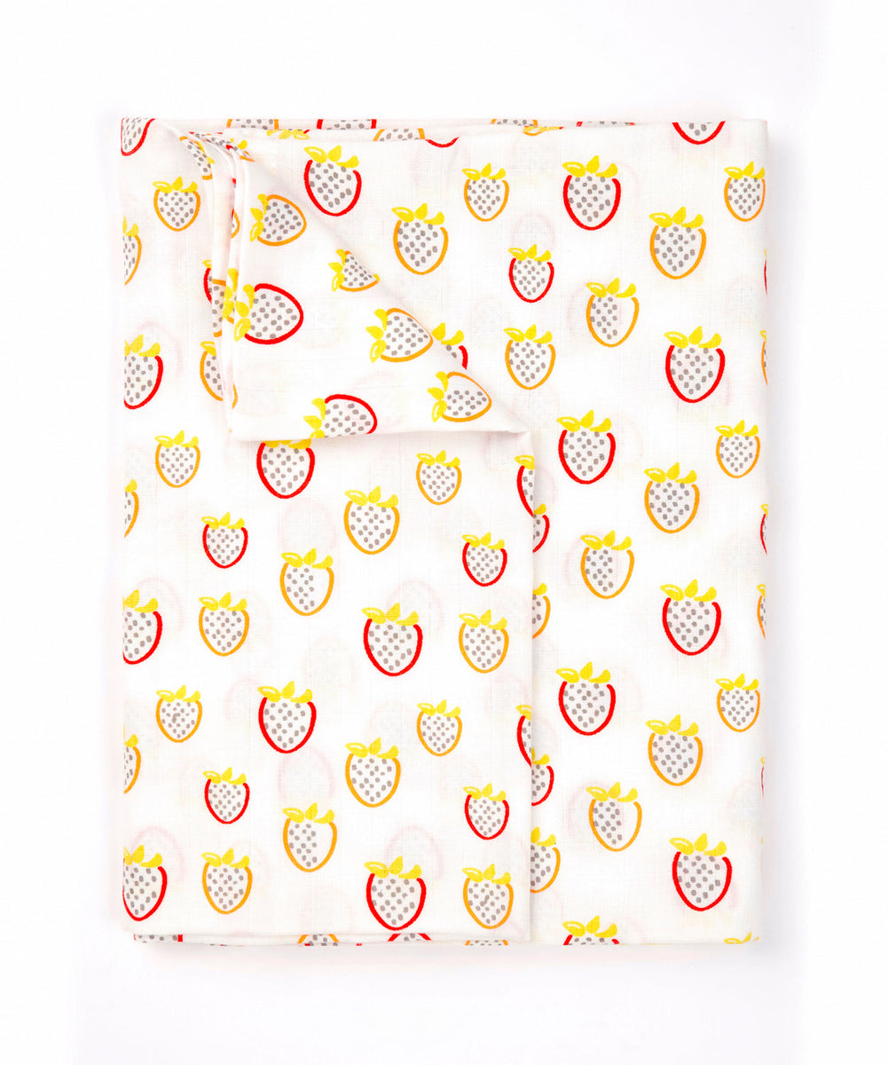 Very Strawberry - Muslin Swaddle– MOMZJOY.COM