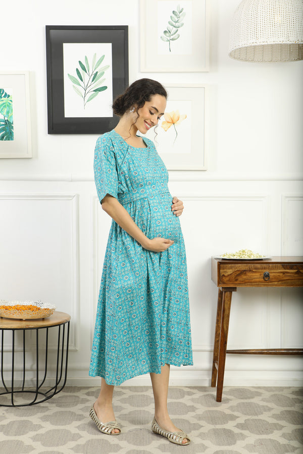 Gift Sets For Moms - Blue Hospital Gown With Matching Swaddle + Feeding Pillow + Nursing Stole (Set of 4) MOMZJOY.COM